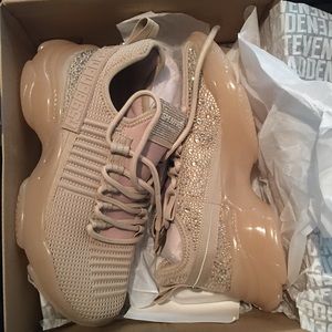 Women’s Steve Madden Blush Studded Mult Sneakers